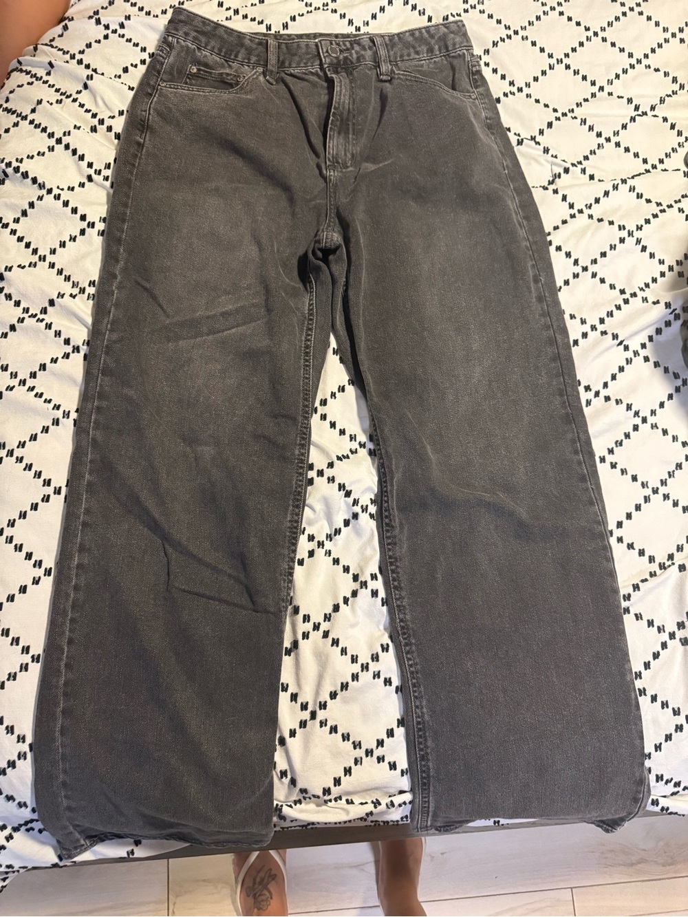 Oat New York Cloud Luxe Denim Women’s Straight-Leg Charcoal Pants